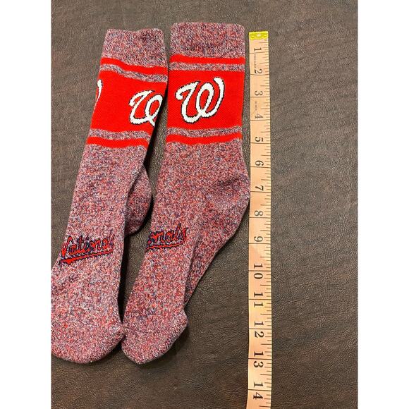 MLB Washington Nationals Crew Socks‎ Calf Height Red White Size 6-12 - Picture 3 of 3